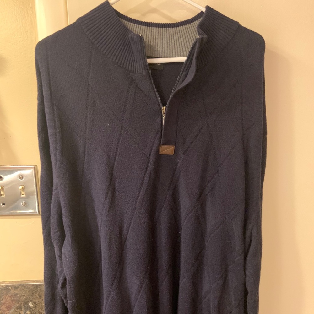 Allen Edmonds quarterzip